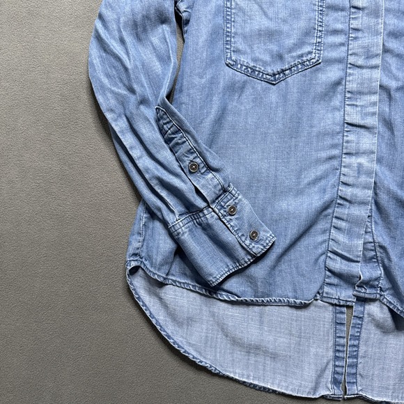 Cloth & Stone Shirt Womens Medium Blue Tencel Long Sleeve Button Up Chambray Top - Picture 3 of 14